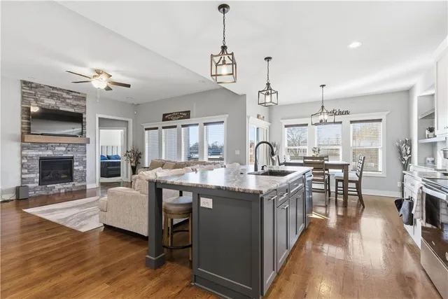 $425,000 | 201 Tanner Drive, Belton, MO 64012