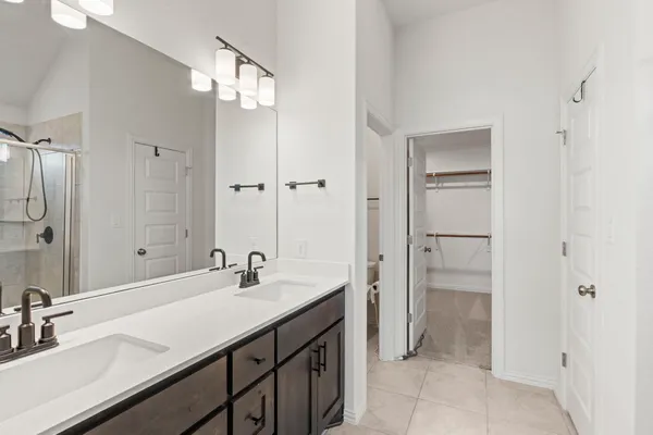 $2,750 | 705 Coyote Creek Way, Kyle, TX 78640