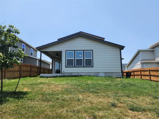 $2,250 | 9724 Evening Canopy Drive, Manor, TX 78653