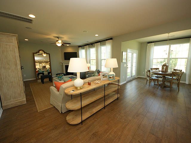 274 Spectrum Road Summerville, SC 29486 - Photo 8 of 27 Family Rm View I