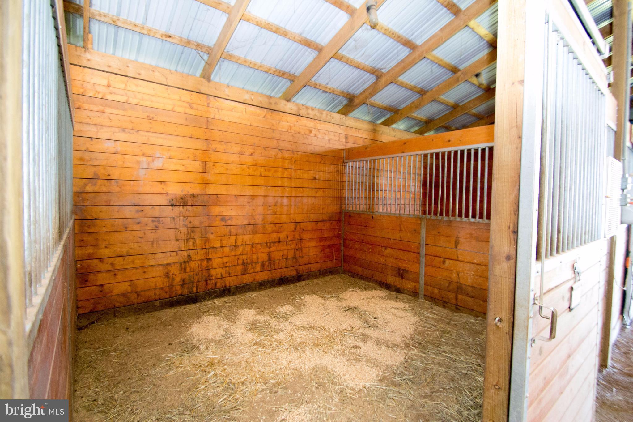 451 Littlestown Road Littlestown, PA 17340 - Photo 22 of 30 Stall