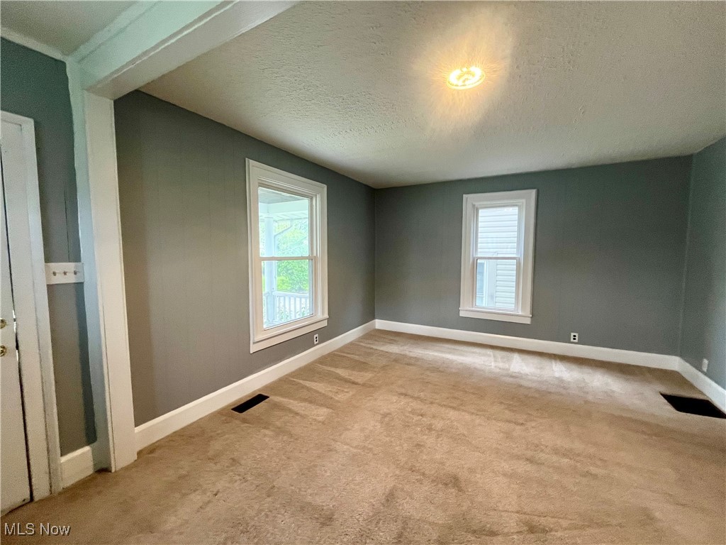 587 Springmill Street Mansfield, OH 44903 - Photo 6 of 21 Gallery Image 6