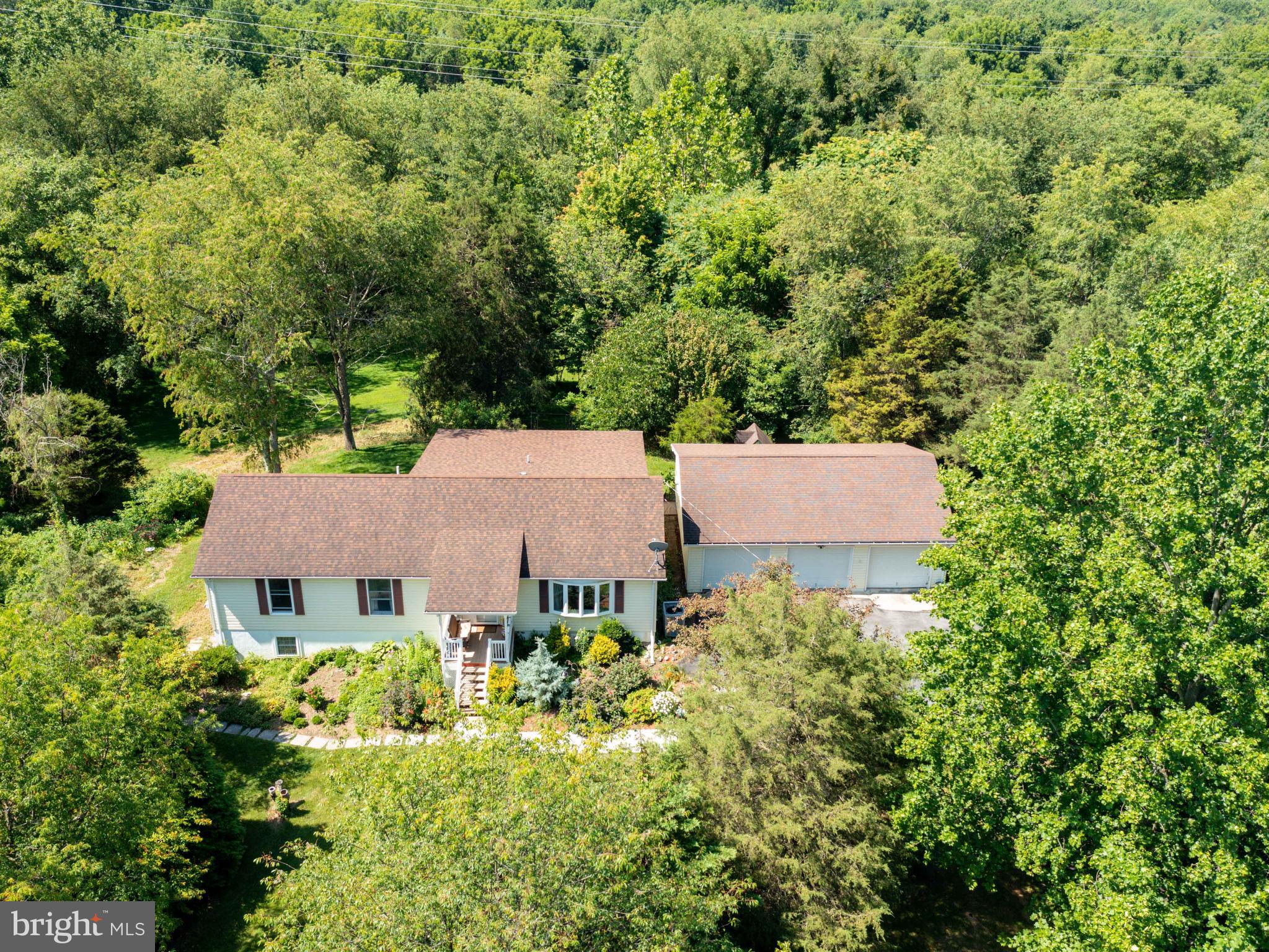 6254 Scrabble Road Shepherdstown, WV 25443 - Photo 3 of 50 Private Getaway in the Woods!