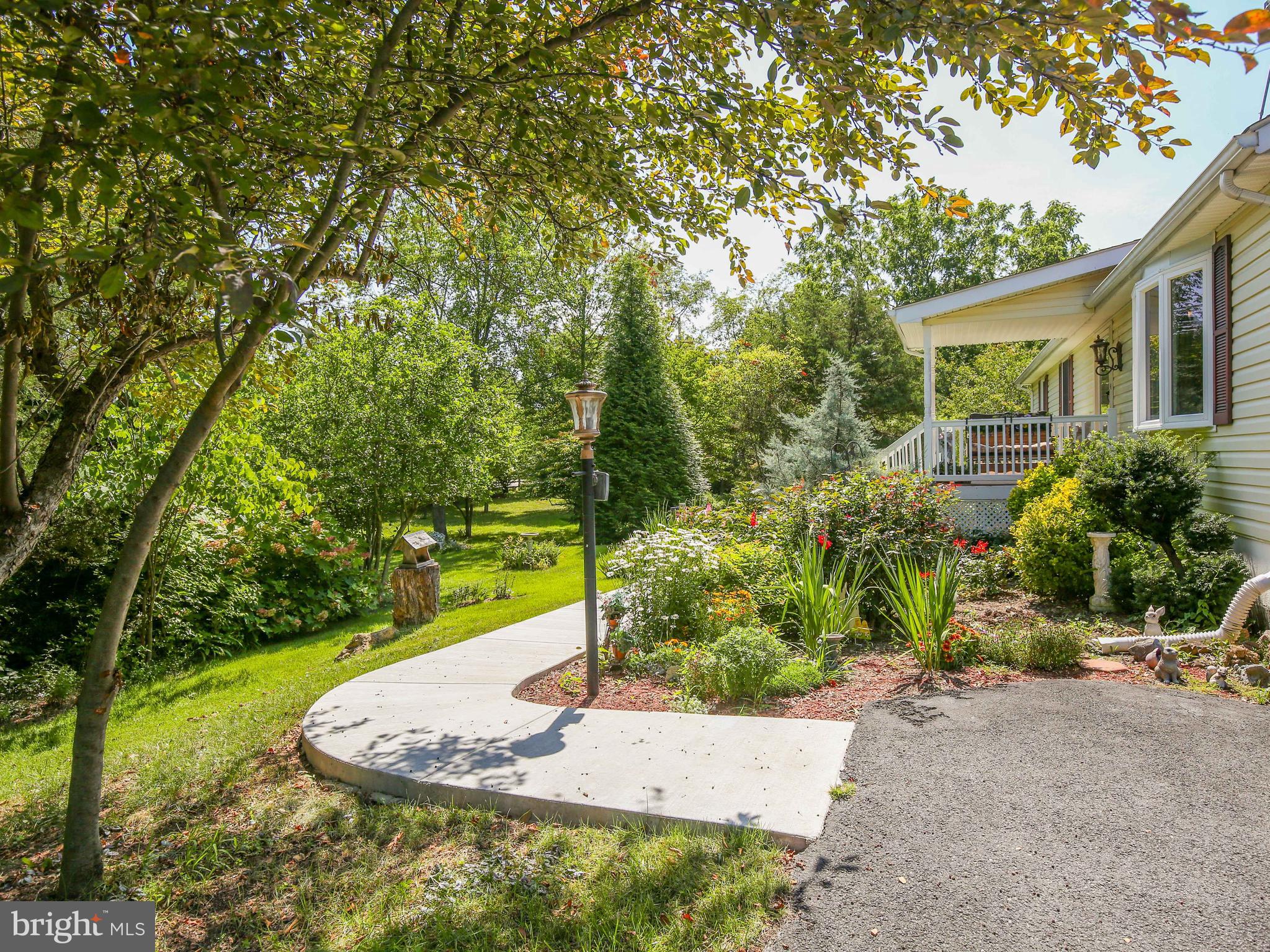 6254 Scrabble Road Shepherdstown, WV 25443 - Photo 5 of 50