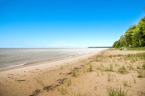 $1,595,000 | 2856 Birchview Drive, Kewadin, MI 49648