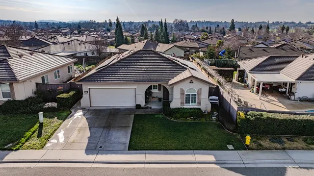 $450,000 | 1028 Shakeley Lane, Ione, CA 95640