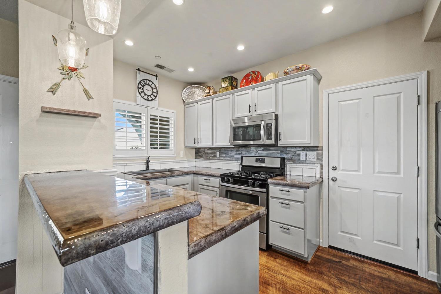 1028 Shakeley Lane Ione, CA 95640 - Photo 19 of 45