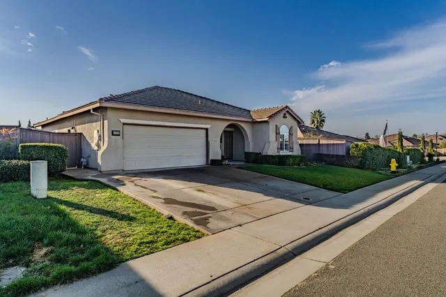 $450,000 | 1028 Shakeley Lane, Ione, CA 95640