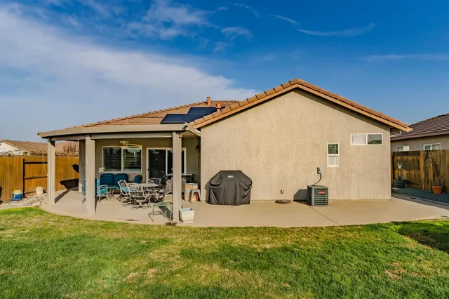 $450,000 | 1028 Shakeley Lane, Ione, CA 95640