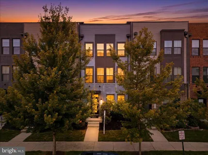 $824,999 | 22311 Tees Terrace, Ashburn, VA 20148