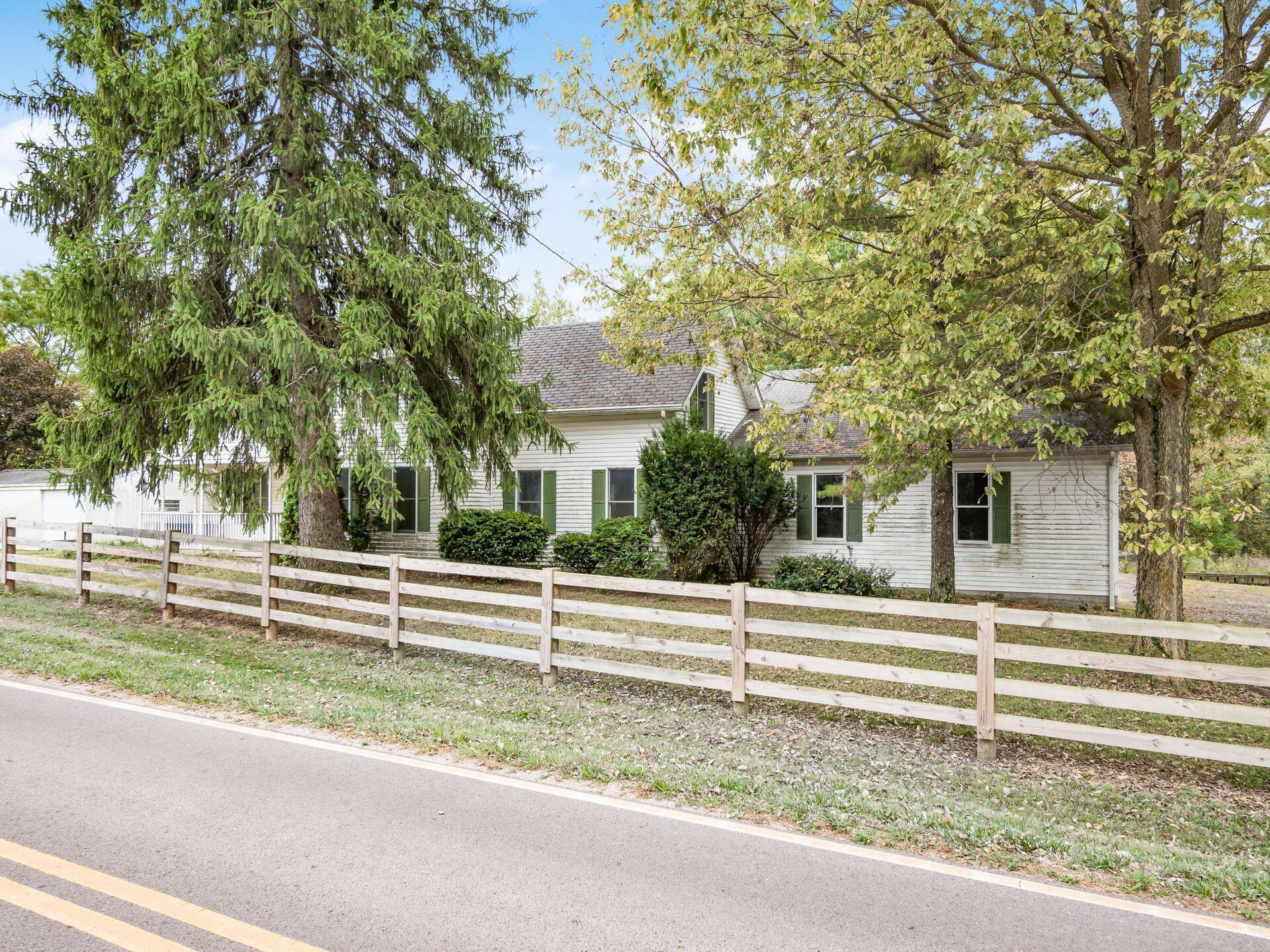 8061 Taway Road Radnor, OH 43066 - Photo 4 of 59 004_ay Rd Radnor OH 43066 USA