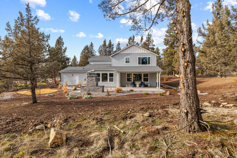 5722 Engleman Spruce Way Klamath Falls, OR 97601 - Photo 14 of 84 5722EnglemanSpruceDr-Exterior-15