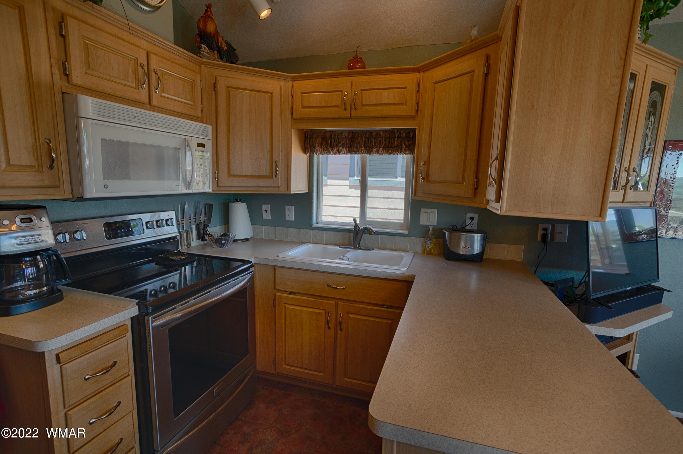 8211 Rainbow Loop, Unit 519 Show Low, AZ 85901 - Photo 11 of 47