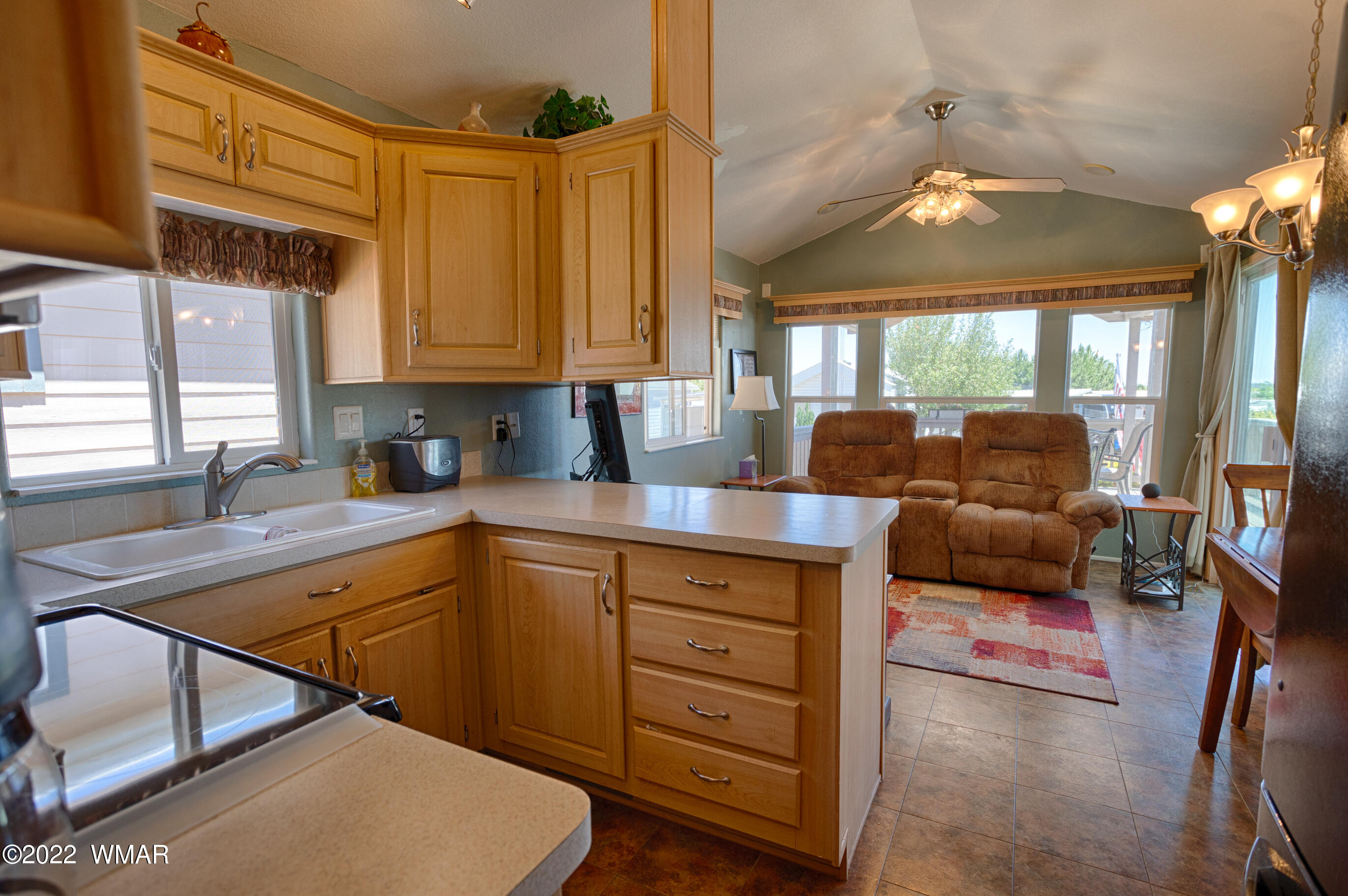 8211 Rainbow Loop, Unit 519 Show Low, AZ 85901 - Photo 12 of 47