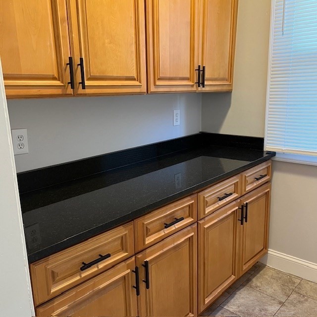 65-67 Mansfield Street Springfield, MA 01108 - Photo 5 of 11