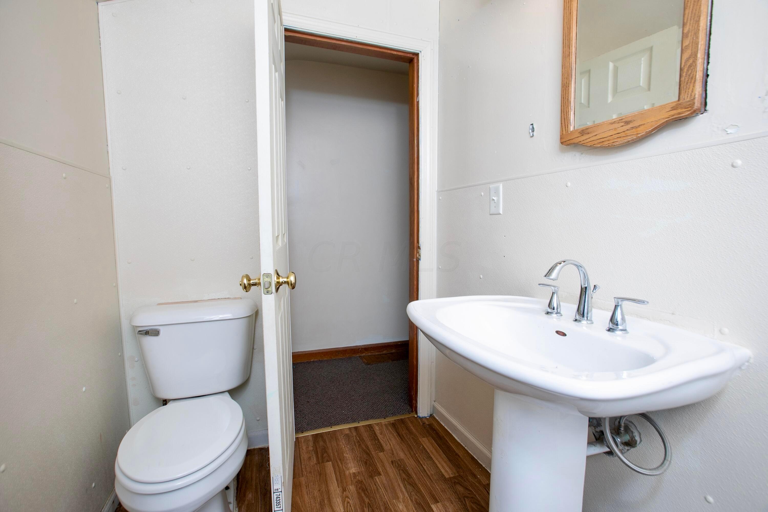8834 Columbus Road Mount Vernon, OH 43050 - Photo 20 of 33 3955A054-CA80-4C04-B771-125226052556_1_2
