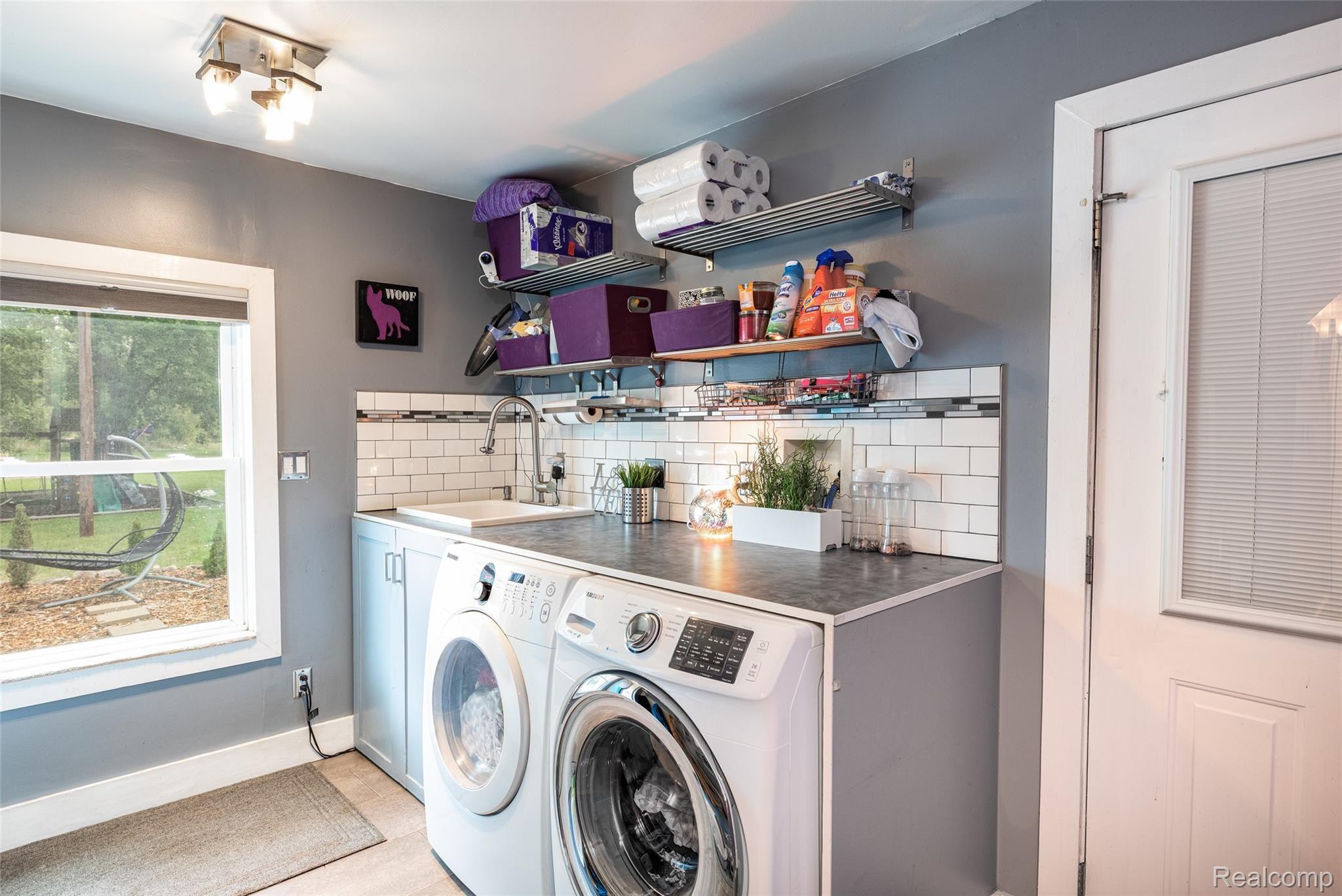 6218 Colf Road Carleton, MI 48117 - Photo 30 of 35 30.Laundry