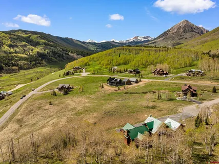 $450,000 | 286 Meadow Drive, Crested Butte, CO 81224