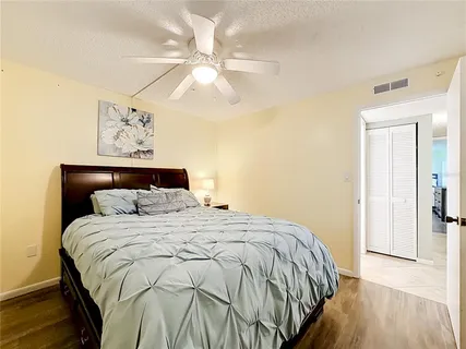 $220,000 | 2650 Countryside Boulevard, Unit E103, Clearwater, FL 33761