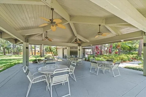 $220,000 | 2650 Countryside Boulevard, Unit E103, Clearwater, FL 33761