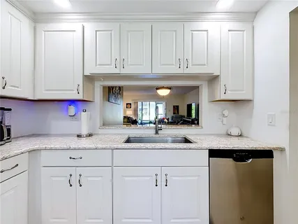 $220,000 | 2650 Countryside Boulevard, Unit E103, Clearwater, FL 33761