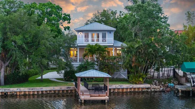 $1,890,000 | 2314 North Riverside Drive, Tampa, FL 33602