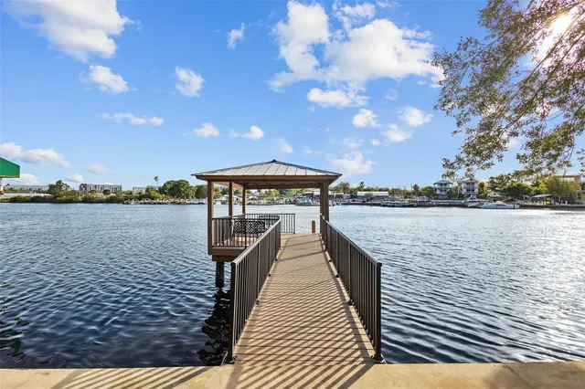$1,890,000 | 2314 North Riverside Drive, Tampa, FL 33602