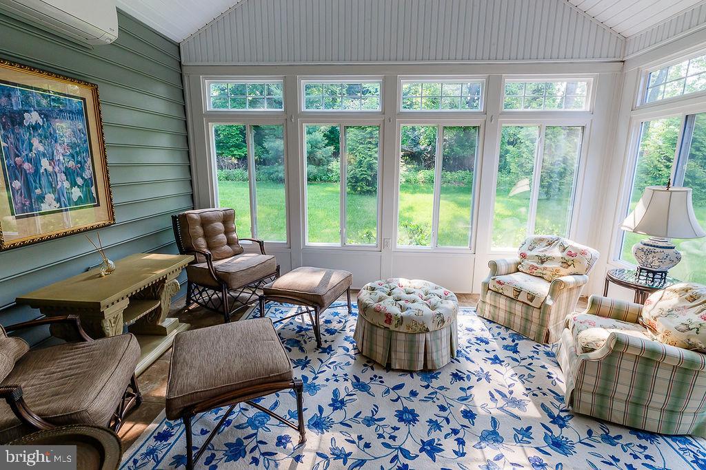 1069 Resolution Drive Bethlehem, PA 18017 - Photo 20 of 58 Gallery Image 20