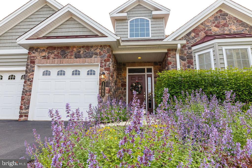 1069 Resolution Drive Bethlehem, PA 18017 - Photo 3 of 58 Gallery Image 3