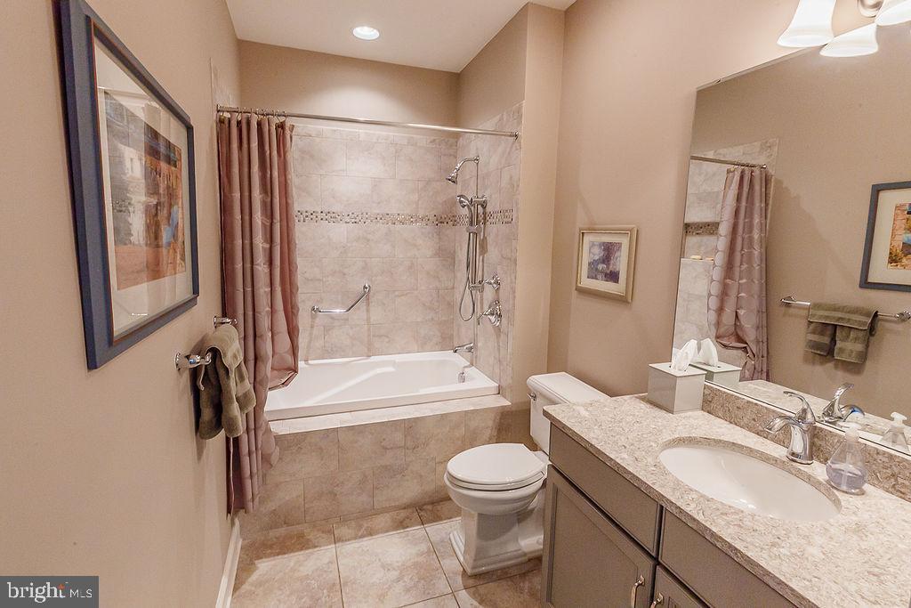 1069 Resolution Drive Bethlehem, PA 18017 - Photo 45 of 58 Gallery Image 45