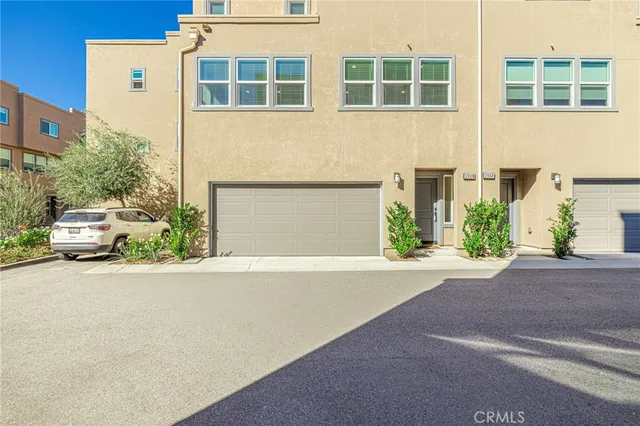 $589,988 | 12800 Watt Lane, Unit D, Sylmar, CA 91342