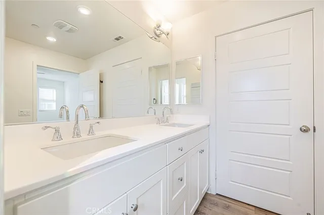 $589,988 | 12800 Watt Lane, Unit D, Sylmar, CA 91342