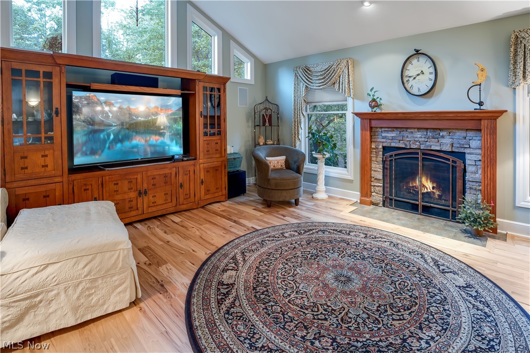 18438 Munn Road Chagrin Falls, OH 44023 - Photo 11 of 38 Gallery Image 11