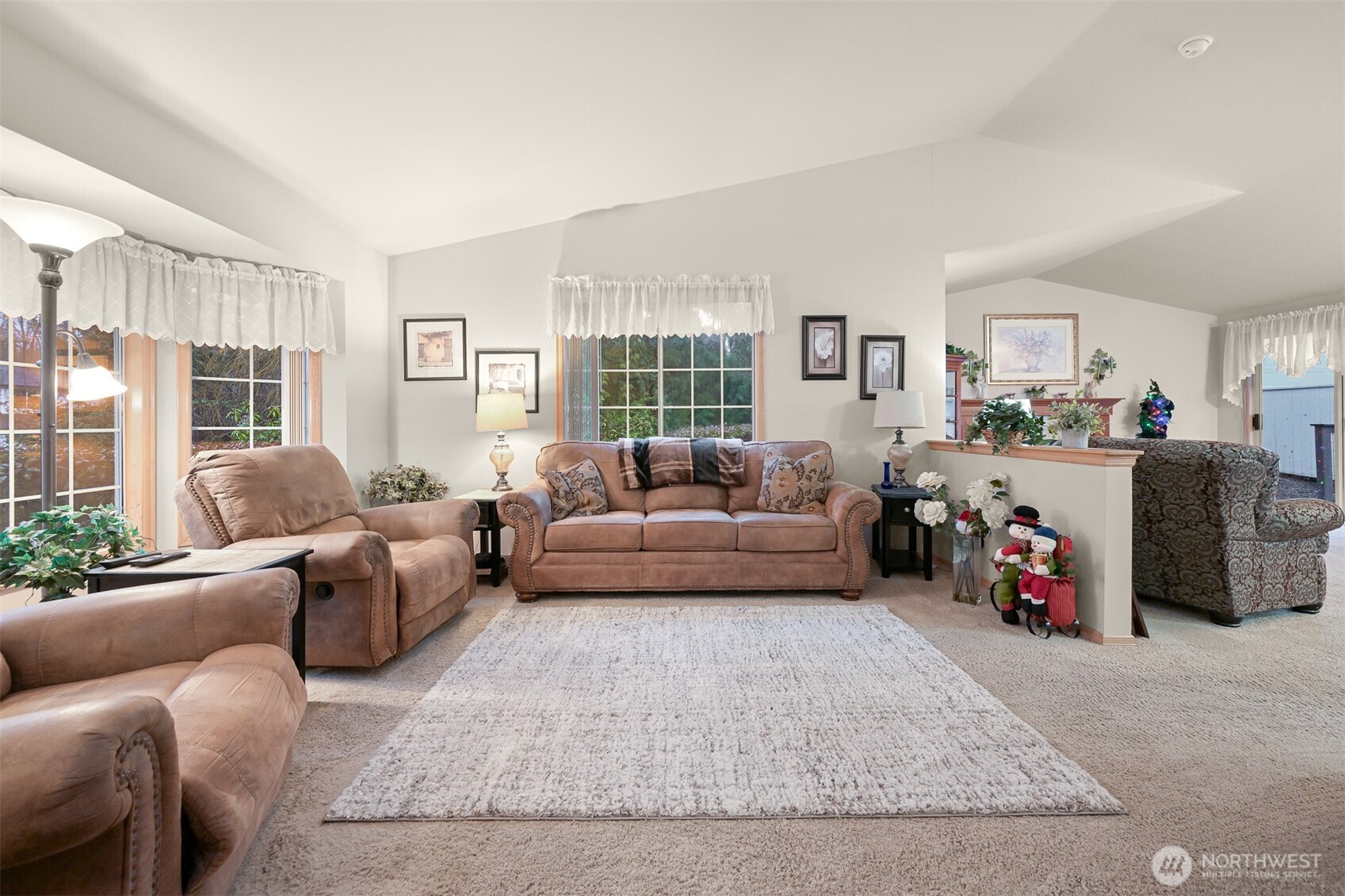 1367 Roma Road Bellingham, WA 98226 - Photo 5 of 29