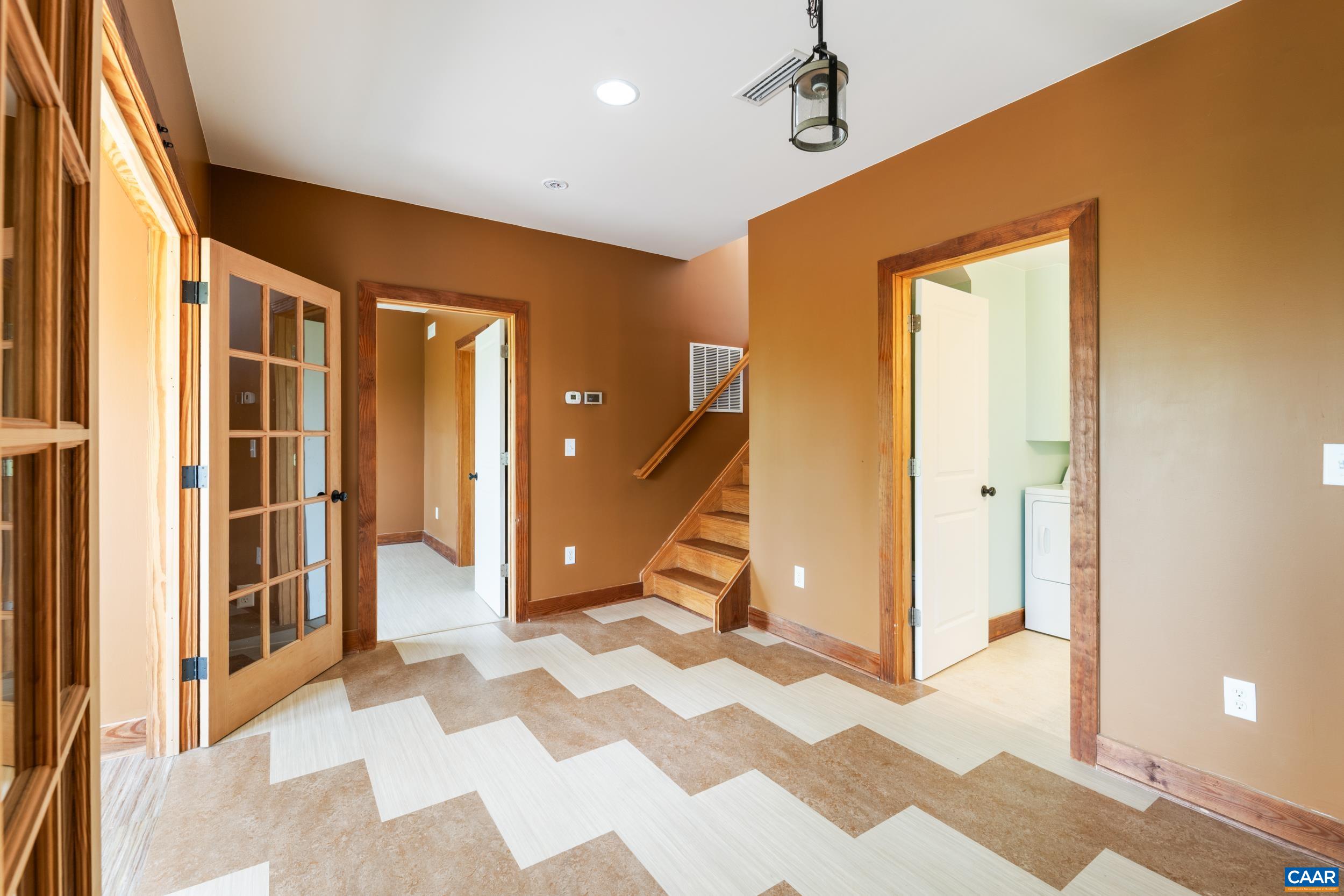 407 Farmview Road Stanardsville, VA 22973 - Photo 14 of 58