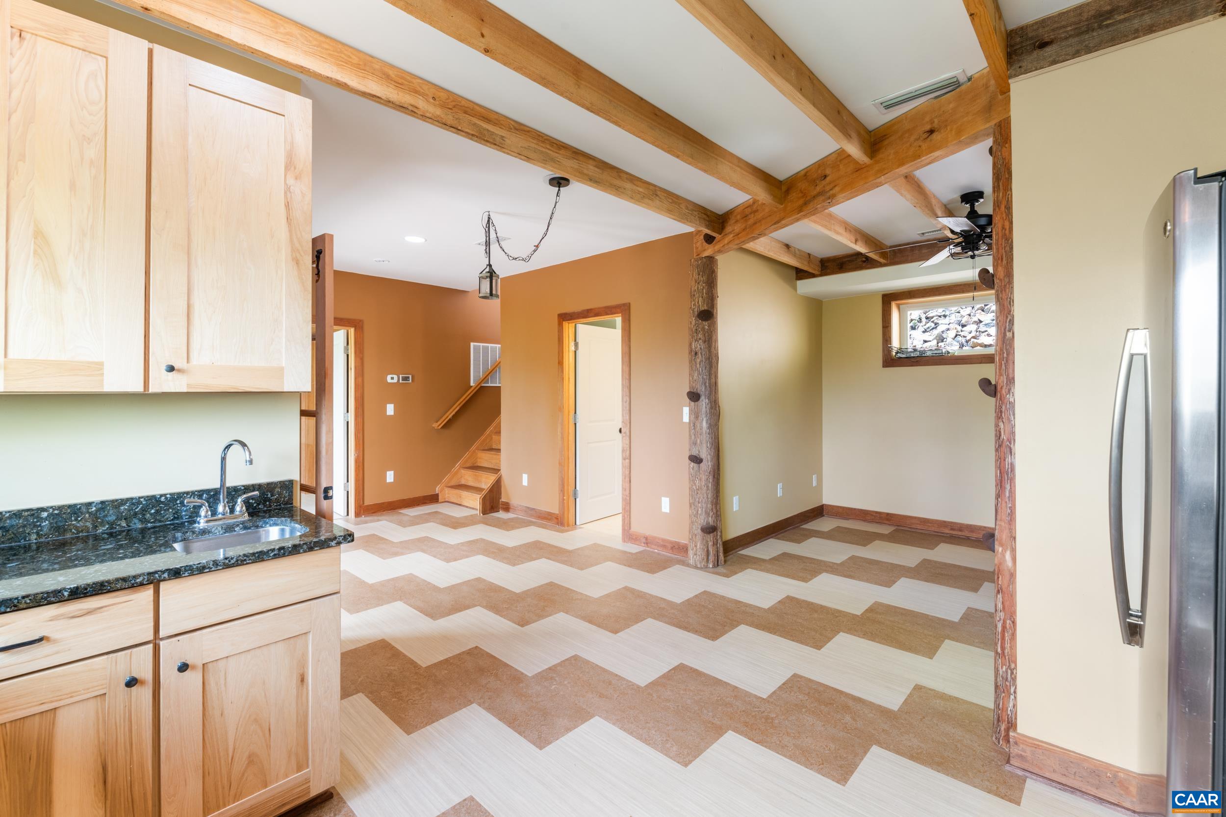 407 Farmview Road Stanardsville, VA 22973 - Photo 15 of 58