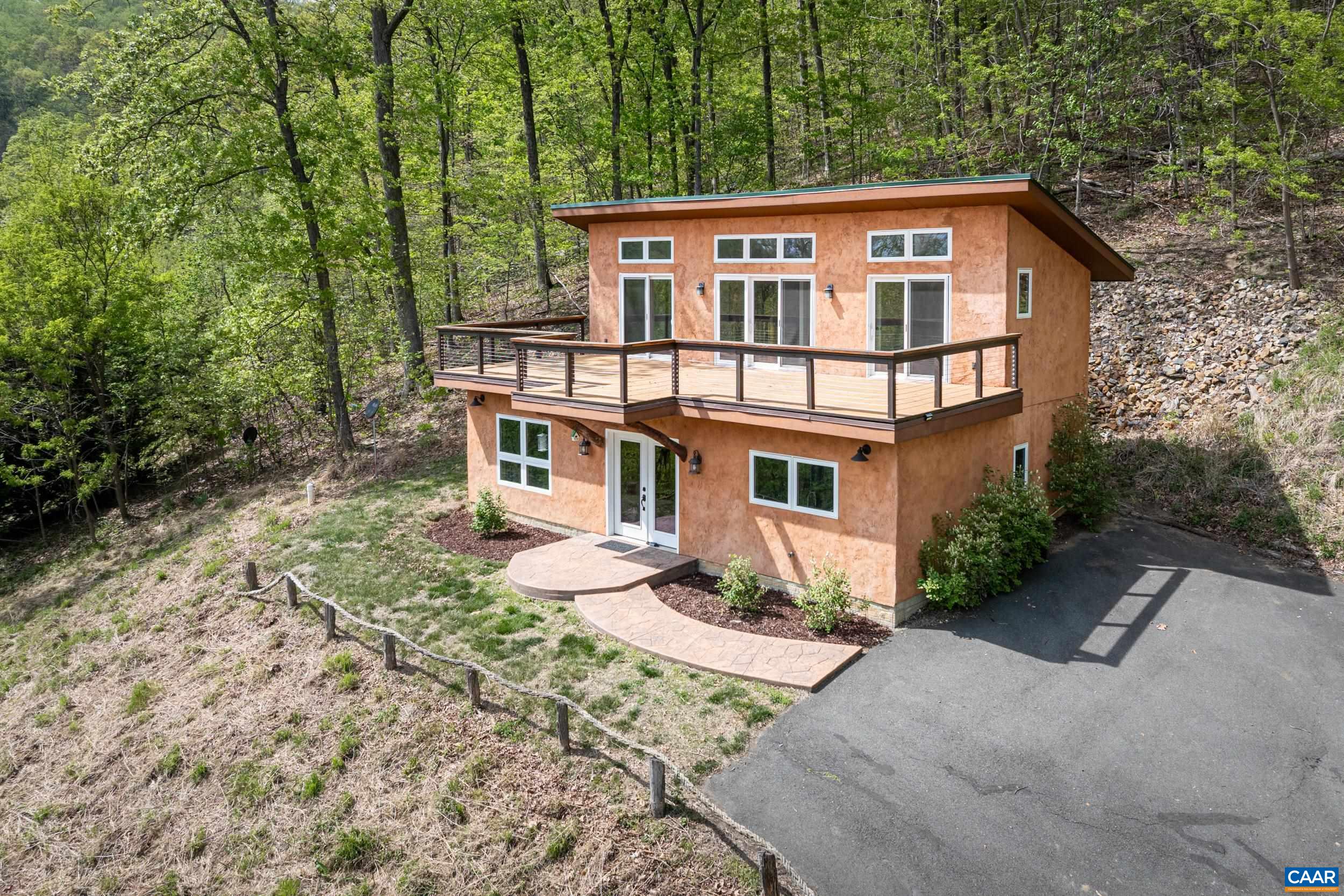 407 Farmview Road Stanardsville, VA 22973 - Photo 5 of 58