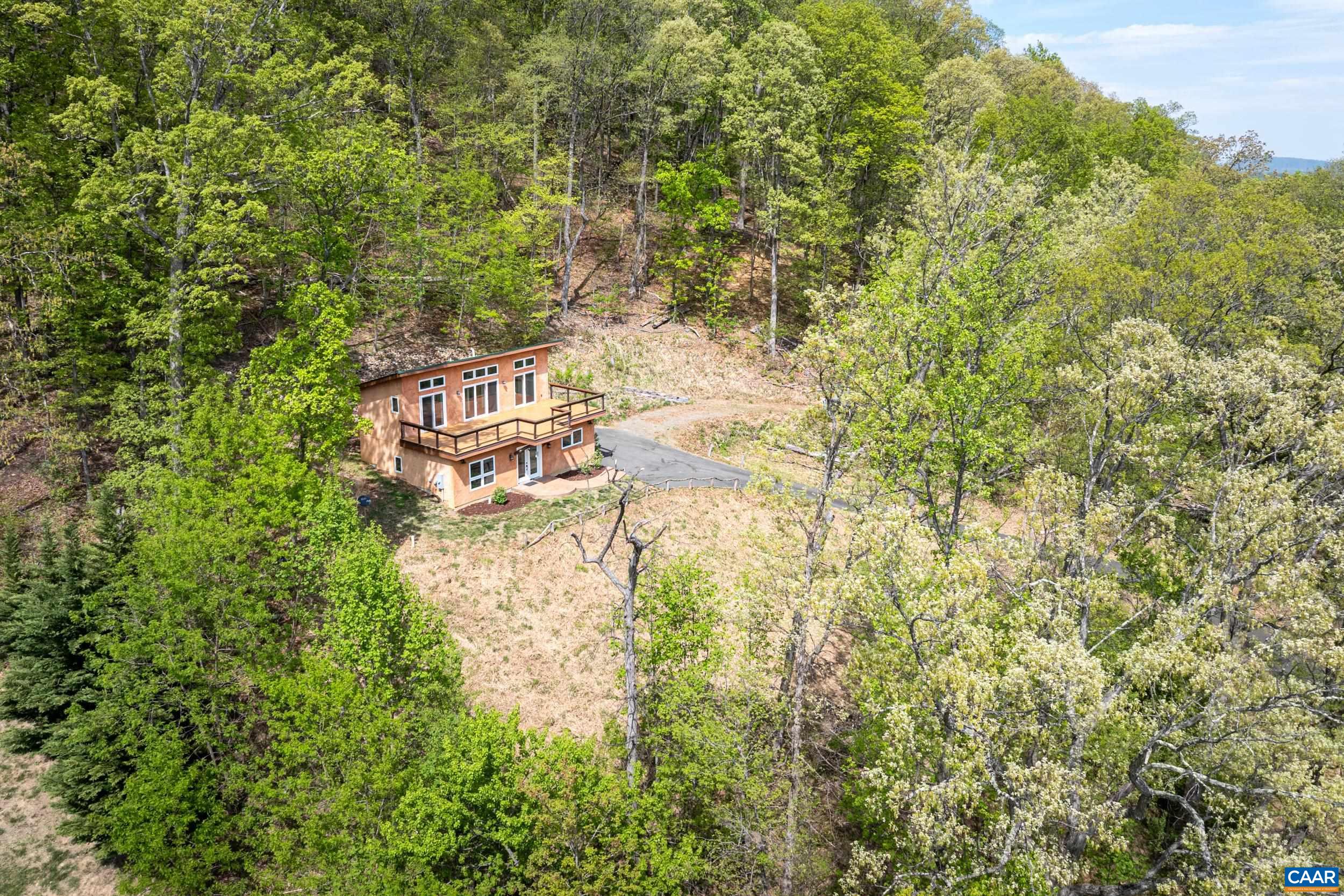 407 Farmview Road Stanardsville, VA 22973 - Photo 7 of 58