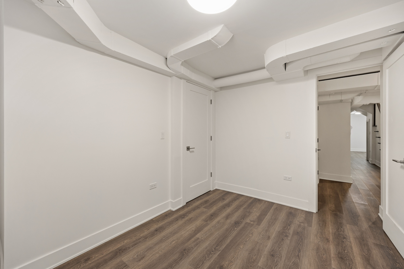 2107 North Clark Street Chicago, IL 60614 - Photo 33 of 39