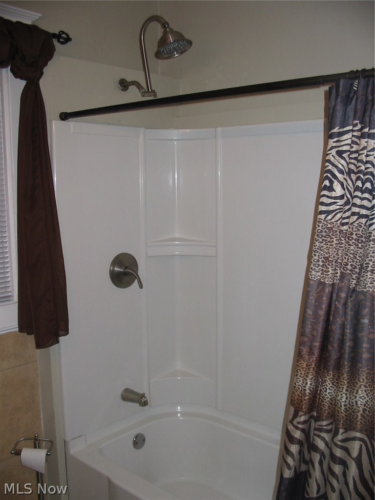 274 South Meridian Road Youngstown, OH 44515 - Photo 14 of 30 Gallery Image 14