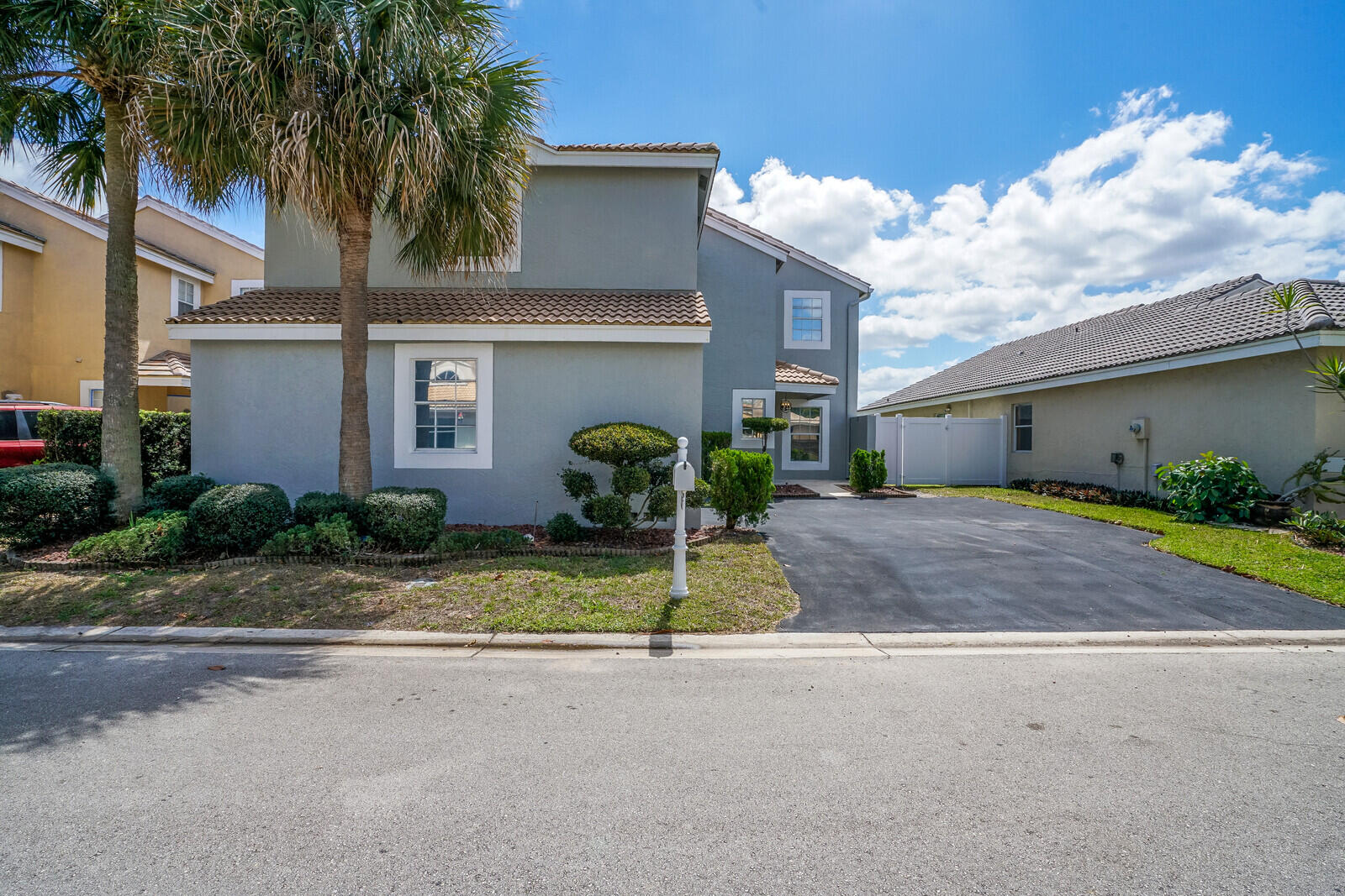 10231 Fanfare Drive Boca Raton, FL 33428 - Photo 1 of 36 05_Image_5_mls
