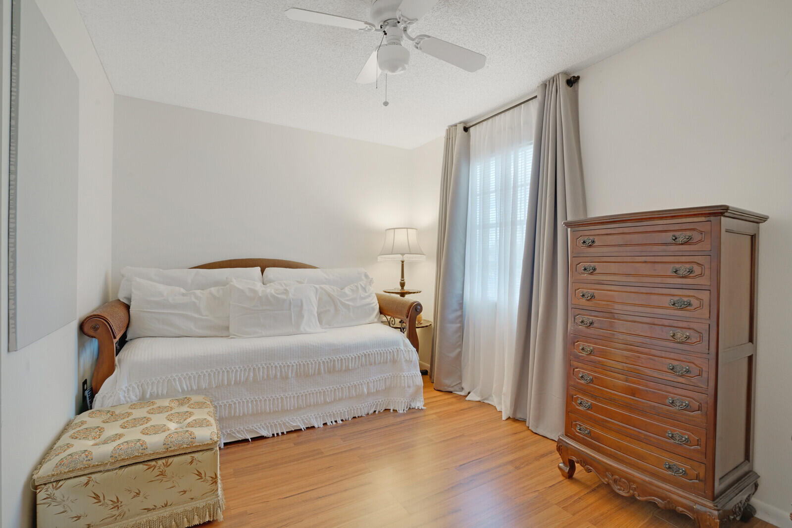10231 Fanfare Drive Boca Raton, FL 33428 - Photo 21 of 36 25_Image_25_mls