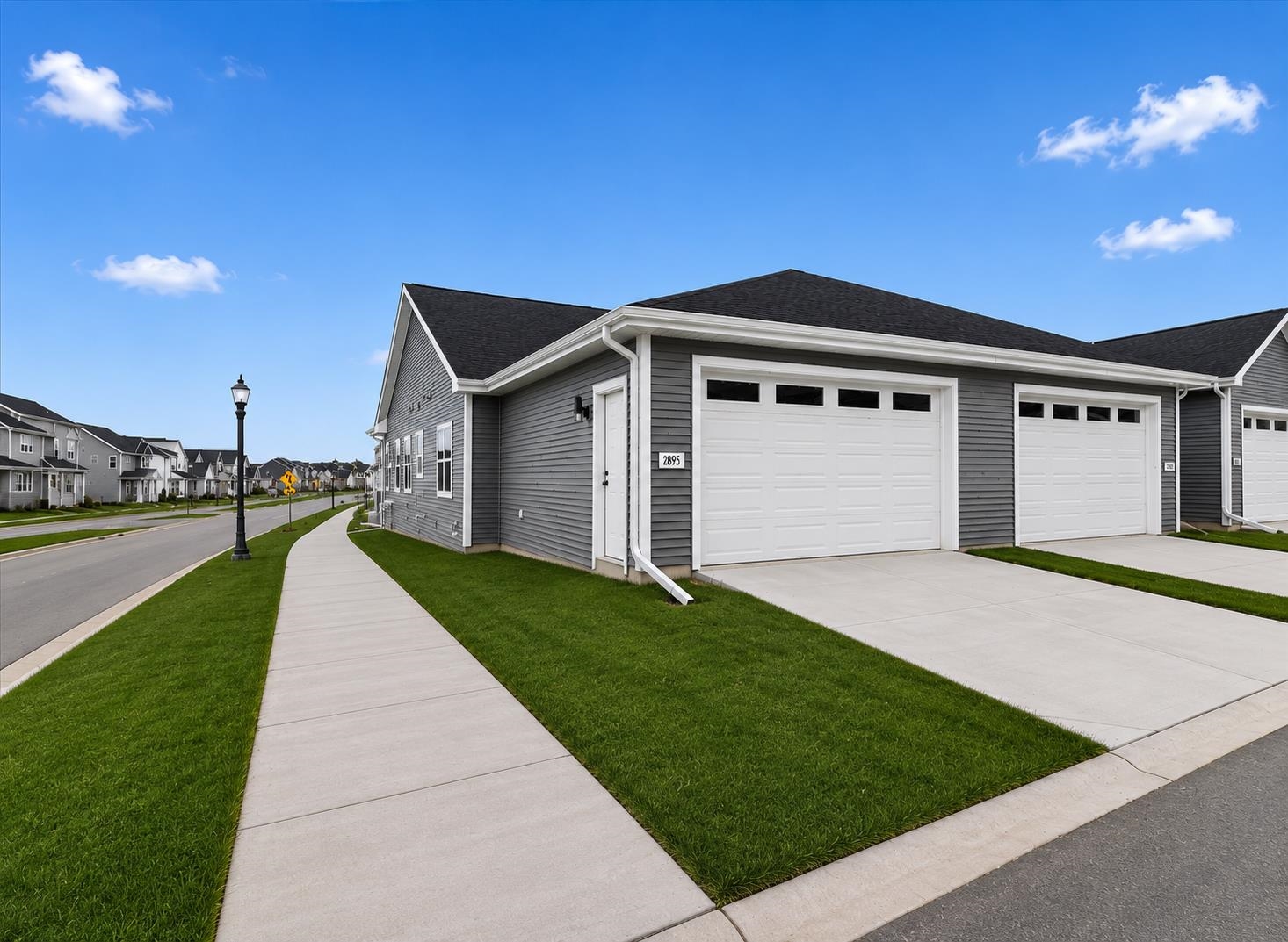 2895 Radish Fitchburg, WI 53711 - Photo 4 of 40