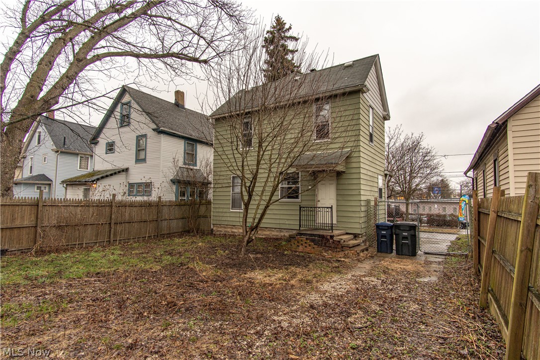 822 Berwin Street Akron, OH 44310 - Photo 2 of 29 Gallery Image 2