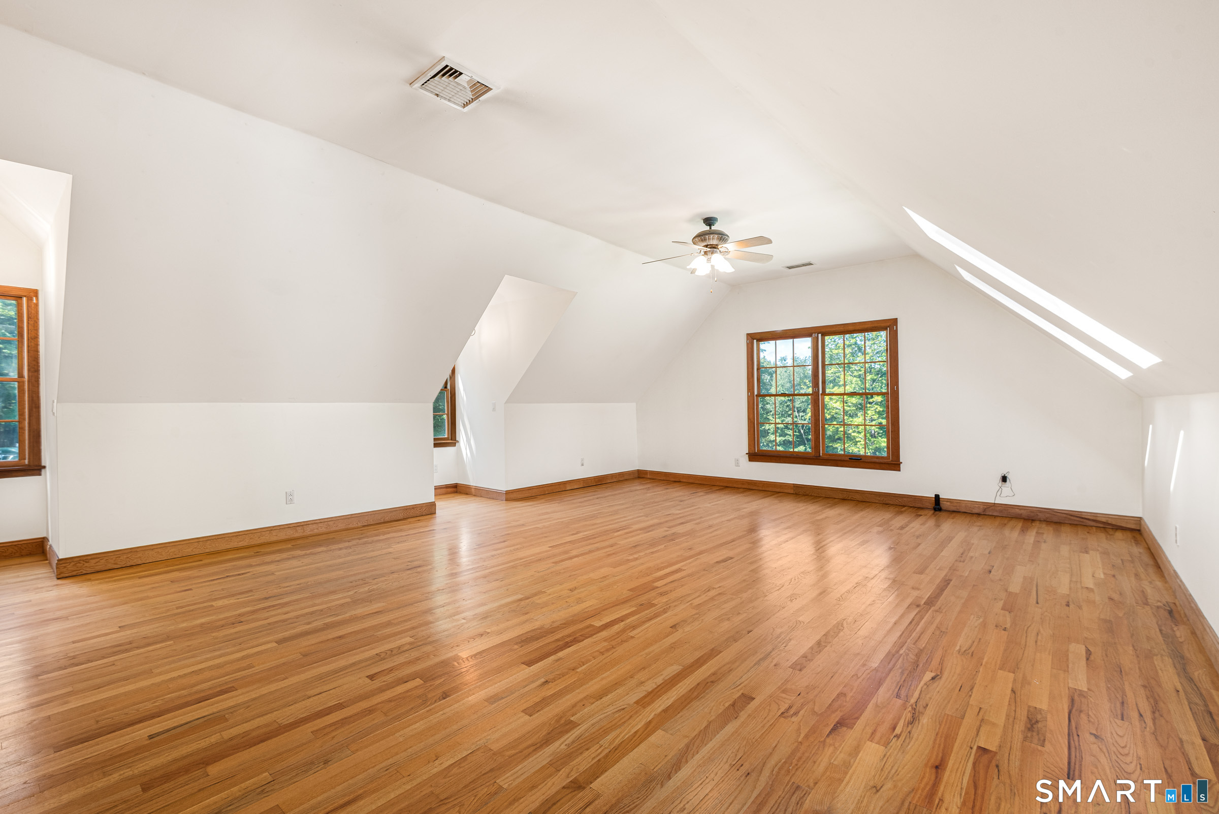 100 R Foot Hills Road Durham, CT 06422 - Photo 31 of 40 Bonus room