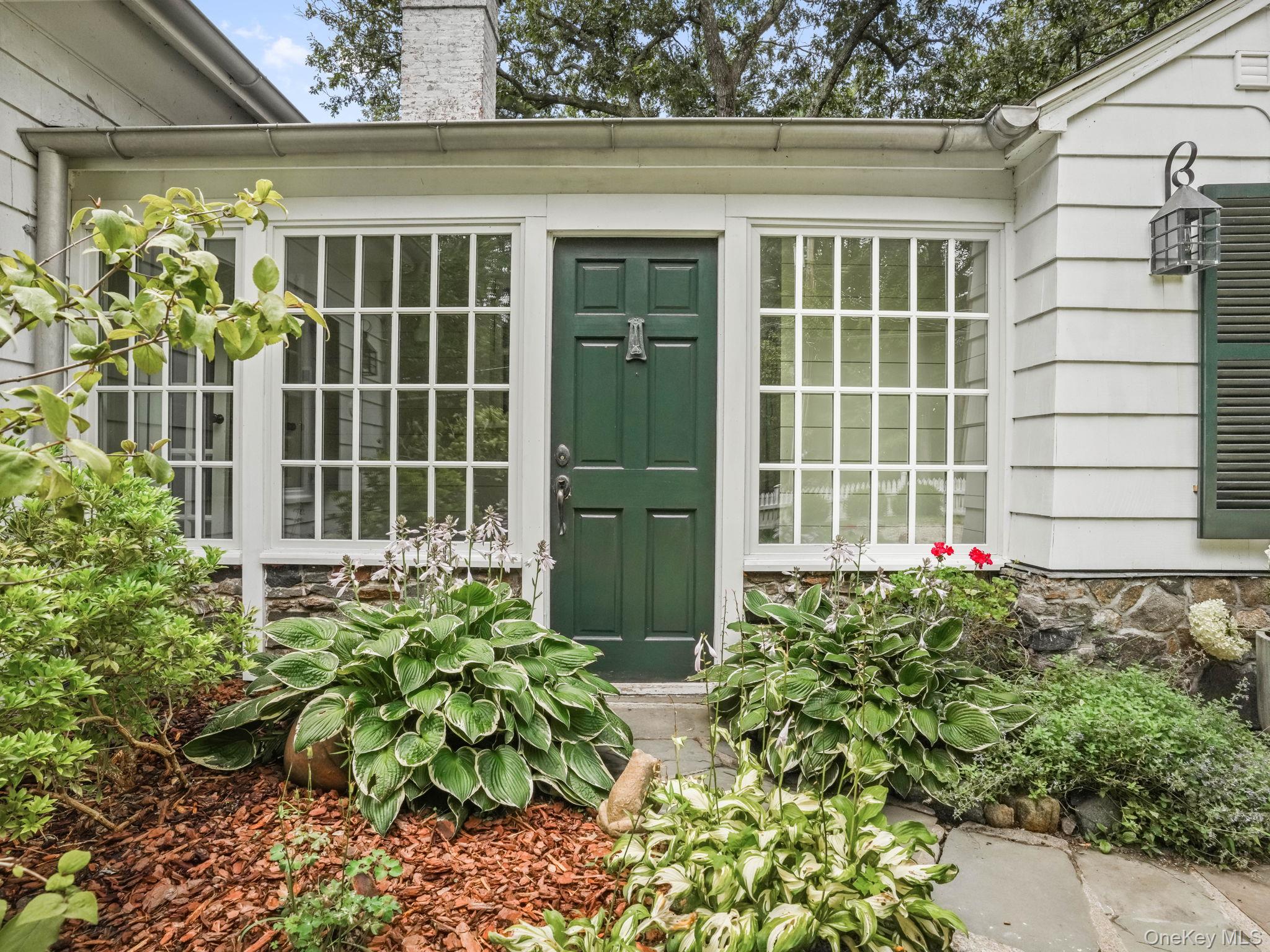 8 South Bedford Road Pound Ridge, NY 10576 - Photo 7 of 32