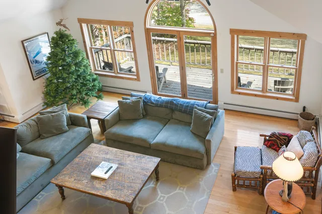 $824,000 | 5 White Tail Lane, West Dover, VT 05356