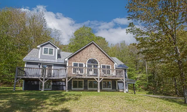 $824,000 | 5 White Tail Lane, West Dover, VT 05356