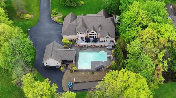 $1,250,000 | 361 Woodland Drive, New Wilmington, PA 16142