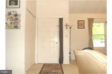 332 Royer Road Westminster, MD 21158 - Photo 18 of 25 Foyer with Large Closet